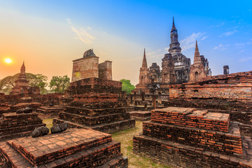 Fototapeta premium sukhothai historical park the old town of thailand