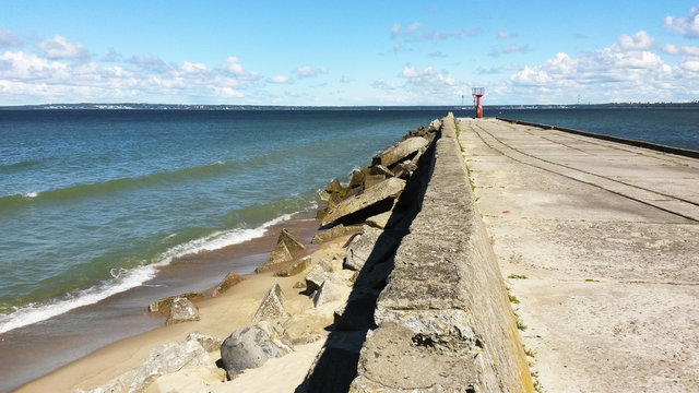 Sea pier