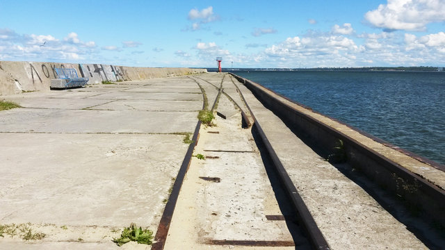 Sea pier