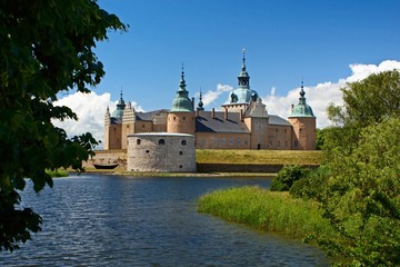 Old castle in Kalmar, Sweden - obrazy, fototapety, plakaty
