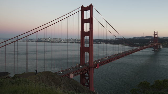 4K Time lapse close up Golden Gate Bridge Twilight to night