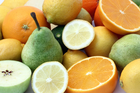Früchte  / Obst