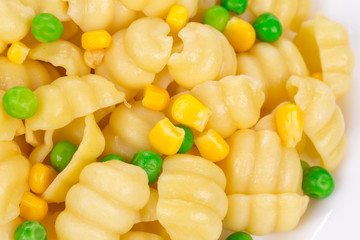 Pasta with green peas