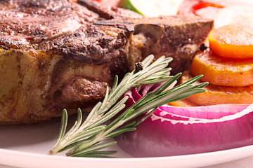 Grilled meat with vegetables and rosemary