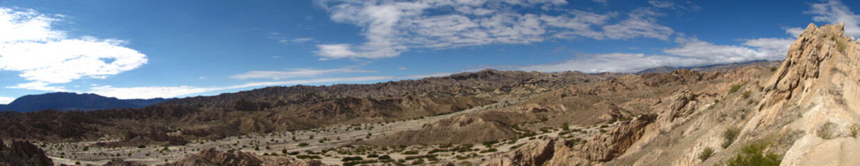 Fototapeta na wymiar Ruta 40 - Quebrada de las Flechas - Salta