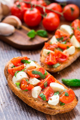 Bruschetta with cherry tomato and mozzarella