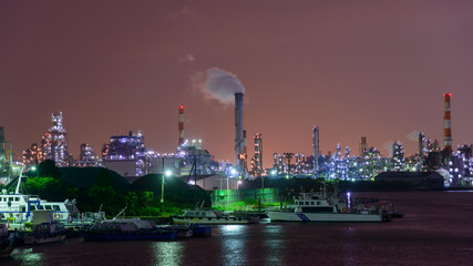 Fototapeta na wymiar Night view of Factories in Kawasaki, Kanagawa, Japan