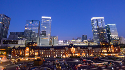 Naklejka na ściany i meble Night view of Tokyo Station