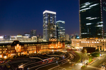Naklejka premium Night view of Tokyo Station