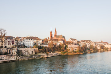 Fototapeta na wymiar Basel, Altstadt, Rhein, Münster, Pfalz, Winter, Schweiz