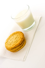 plain sugar cookies and glass of milk