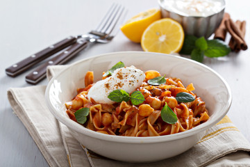 Pasta with tomato sauce and chickpeas