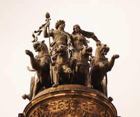 Obraz premium Sculpture at the top of the portal Semper Opera