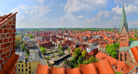 Naklejka premium Panorama Lueneburga