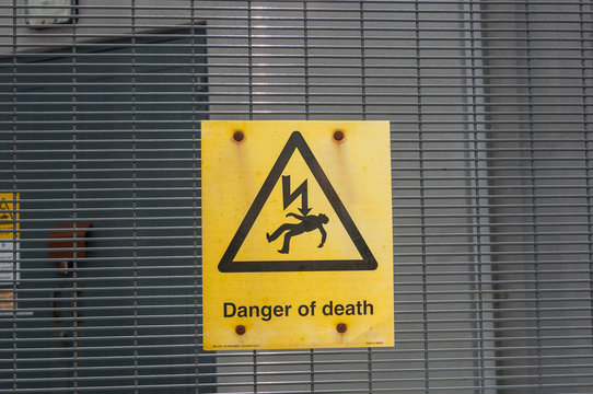 Danger of death, high voltage sign