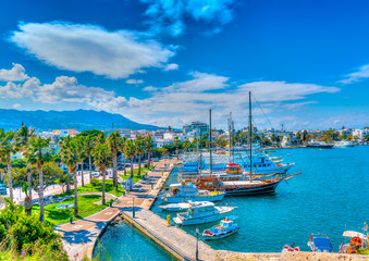 Fototapeta premium Główny port wyspy Kos w Grecji. Przetwarzany HDR