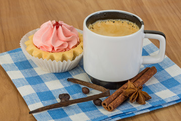 Creamy basket