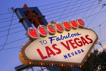 Poster Welcome to Fabulous Las Vegas sign at night, Nevada © donyanedomam