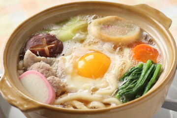 鍋焼きうどん