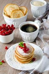 Pancakes with berries