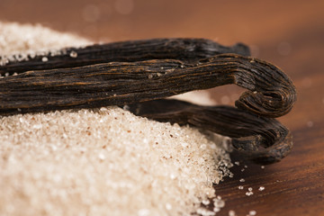 vanilla sugar and vanilla beans