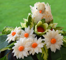 carving flowers from vegetables