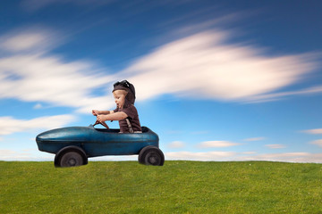 Fototapeta premium Ausflug mit dem Tretauto