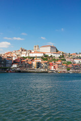 Fototapeta premium hill with old town of Porto, Portugal