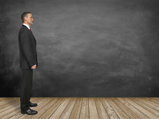 Fototapeta premium Mann im Raum