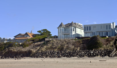 Fototapeta na wymiar Beach houses panorama Lincoln City.