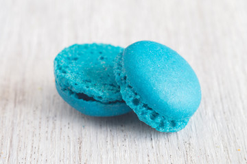  french colorful macarons