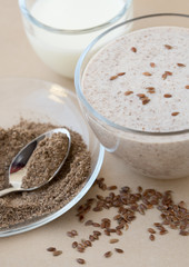 Smoothie with flax seeds