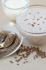 Smoothie with flax seeds