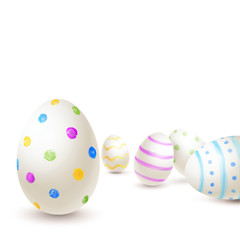 Bemalte Ostereier im Raum