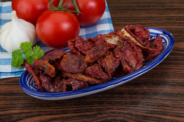 Dried tomtoes