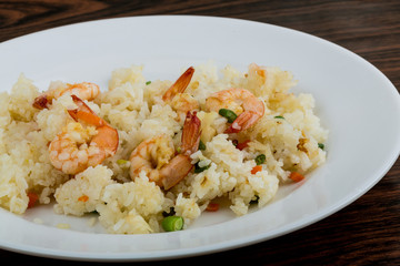 Fried rice with prawns