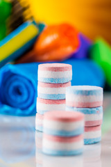 Cleaning objects on saturated background