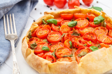 Cherry tomato tart