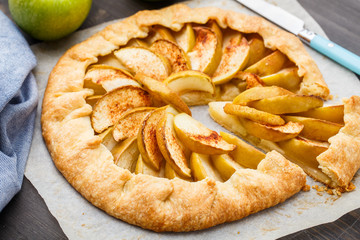 Apple galette