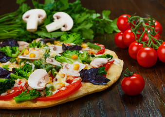 Delicious vegetarian pizza with mushrooms
