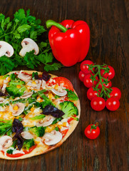 Delicious vegetarian pizza with mushrooms