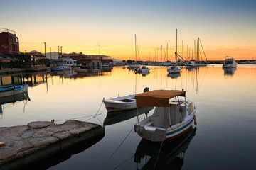 Fototapeta na wymiar Morning in Mikrolimano marina in Athens, Greece.