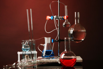 Fixed laboratory glassware