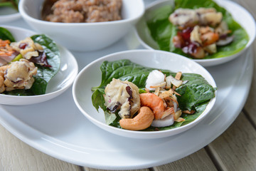 Food wrapped in leaves, Leaf-Wrapped Bite-Size Appetizer