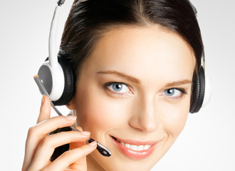 Support phone operator in headset
