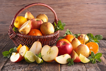 composition with fresh fruits