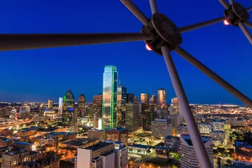 Kussenhoes Dallas, Texas cityscape with blue sky at sunset © f11photo
