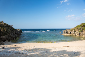 Fototapeta na wymiar 沖縄 古宇利島のビーチ