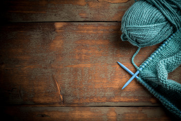 Blue knitting wool - obrazy, fototapety, plakaty