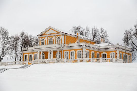 Путевой дворец Петра I